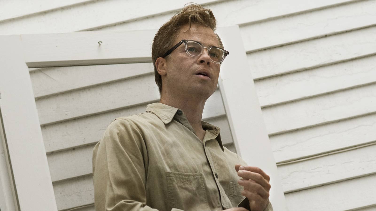 Brad Pitt wearing glasses in a scene from The Curious Case of Benjamin Button
