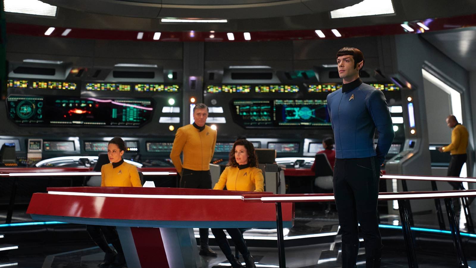 The Enterprise crew in Star Trek Discovery
