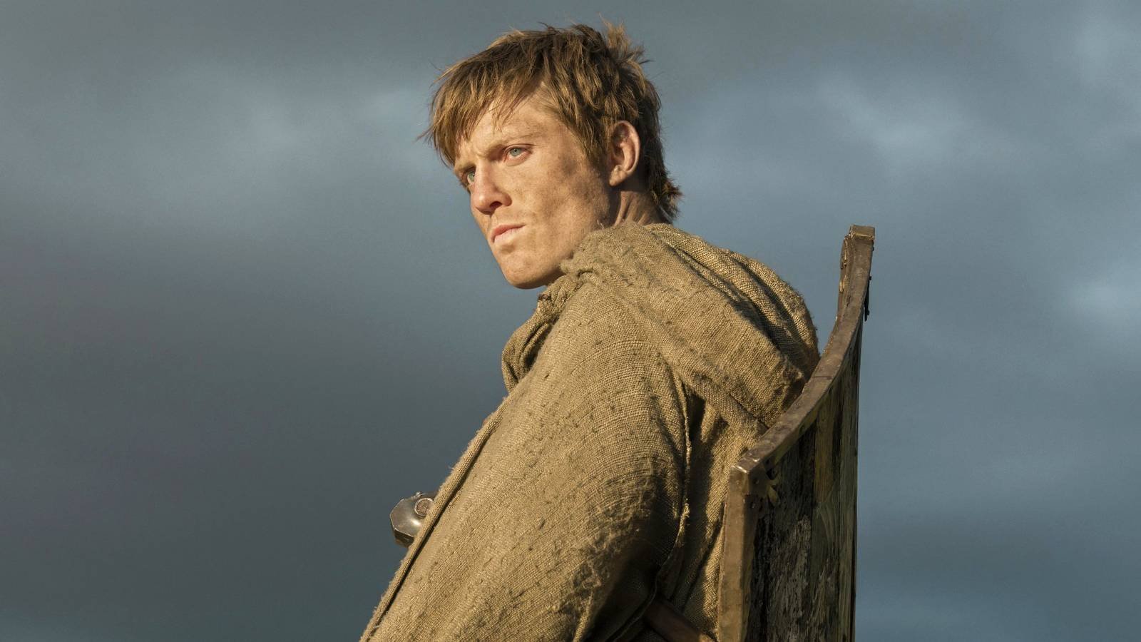 Ser Duncan the Tall riding his horse in A Knight of the Seven Kingdoms season 1